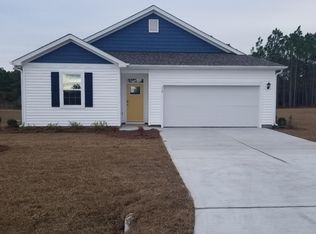 114 Dixon Pond Dr, Newport, NC 28570