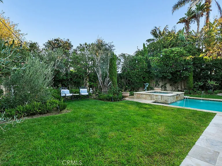 136 Emerald Bay — Photo 30