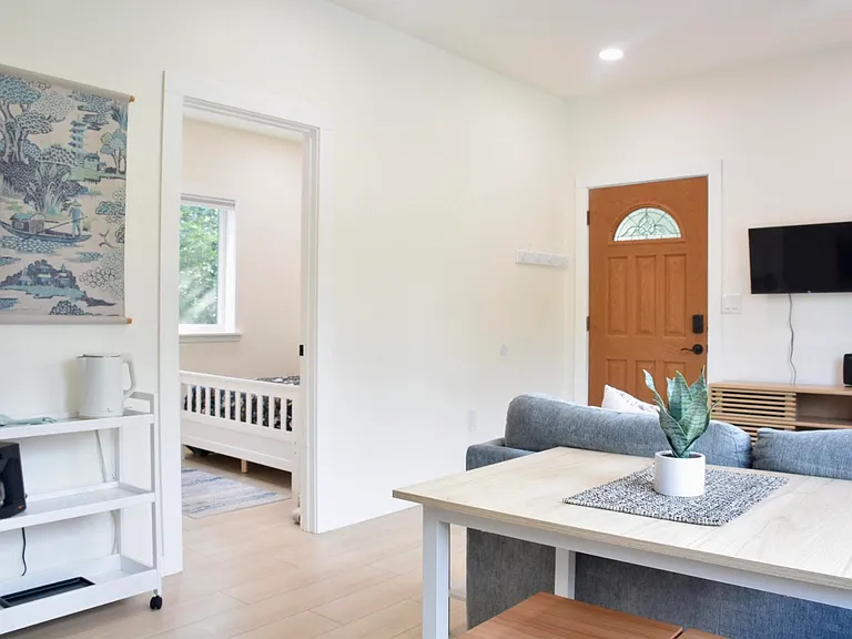 1119 Slim Williams Way #B — Photo 4