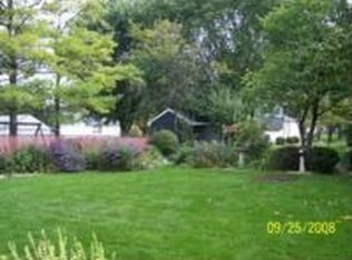 2437 Venice Dr, Schererville, IN 46375