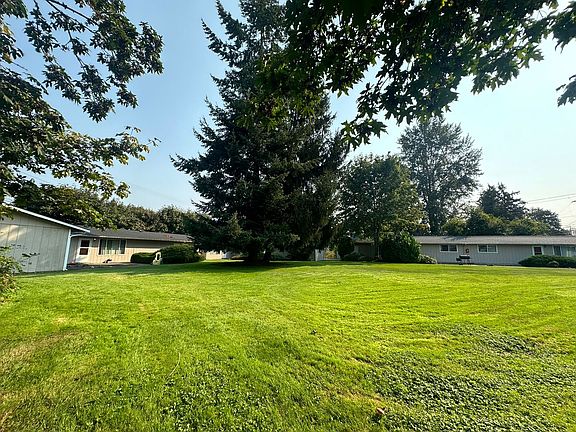 4th image of 10610 58th Avenue Ct SW #9