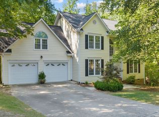 9 Montcrest Dr, Durham, NC 27713