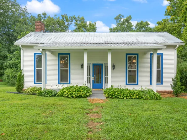 117 W End Ave, Centerville, TN 37033