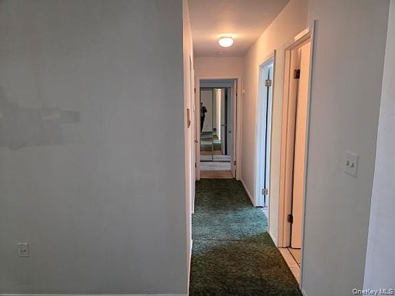 5th image of 448 Somerset Drive #H