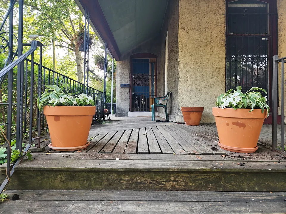 Exterior Front Porch