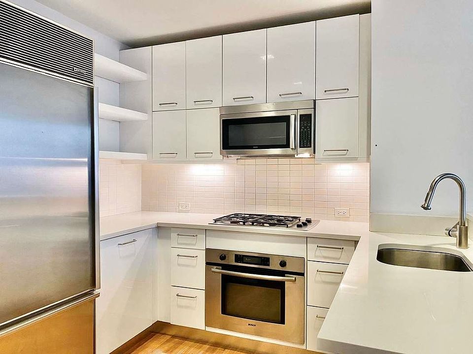 1st image of 635 W 42nd St APT 14B