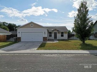 1091 SW Independence Ave, Mountain Home, ID 83647