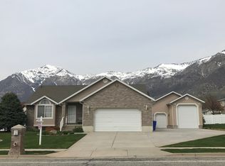 1114 E 2600 N, North Ogden, UT 84414