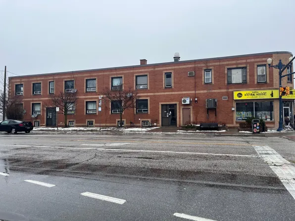 1286 Parent Ave #4, Windsor, ON N8X 4J2