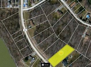 352 SE River Rd, Lake milton, OH 44429