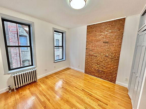 3rd image of 100 E 7th St APT 5C