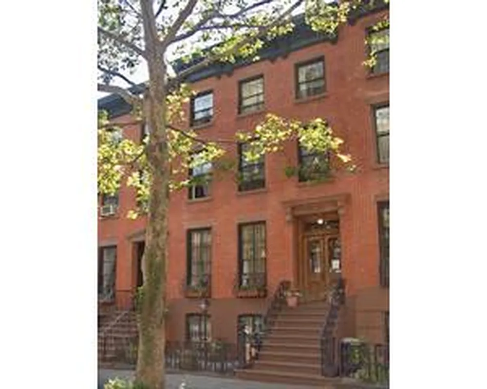 398 Clermont Avenue 2