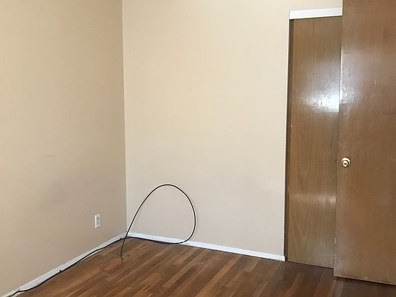 4th image of 1705 Keelen Dr