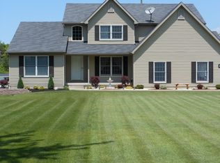 7478 Milestrip Rd, Orchard Park, NY 14127