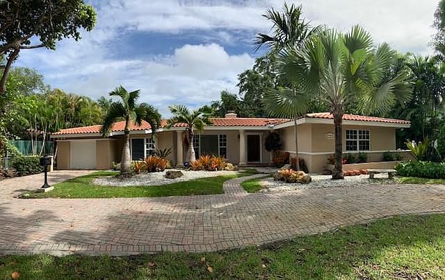 1st image of 721 Saldano Ave