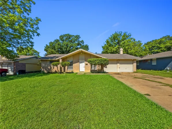 3205 Harvard St N, Irving, TX 75062