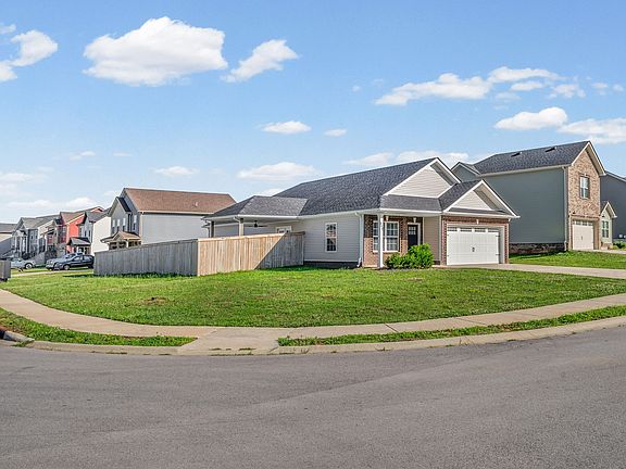 3rd image of 268 Dugger Dr