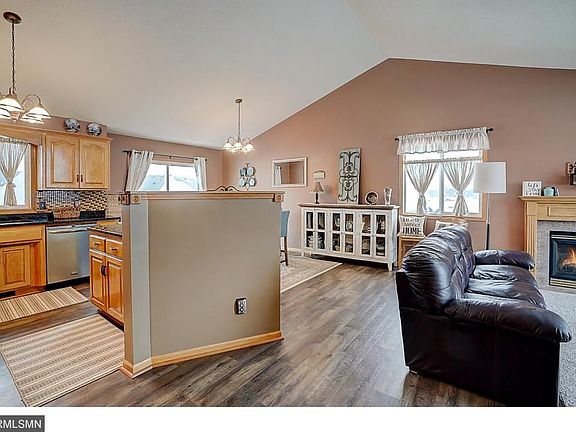 2nd image of 38258 Everton Ave