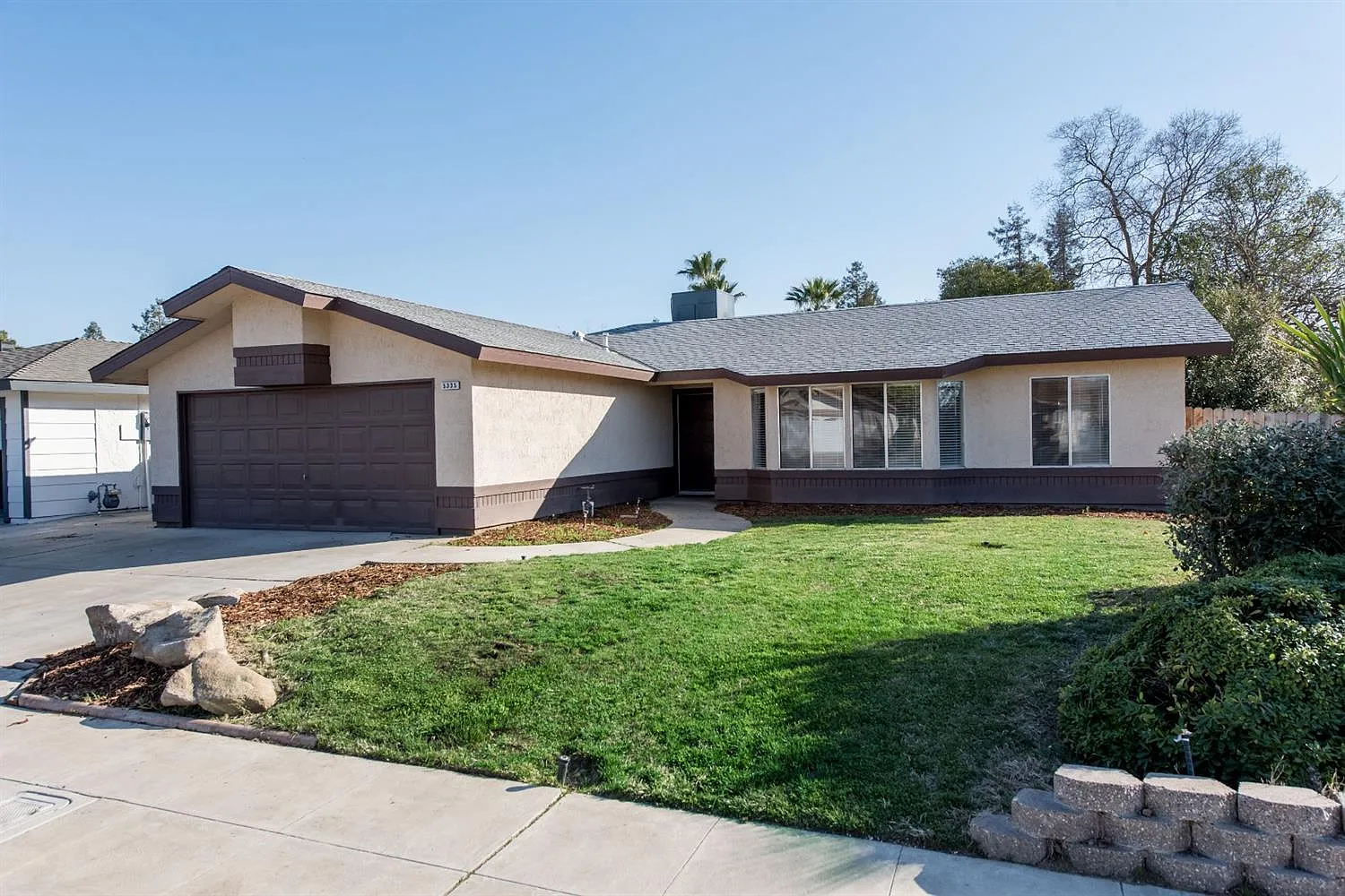 5335 W Hampton Way photo 1
