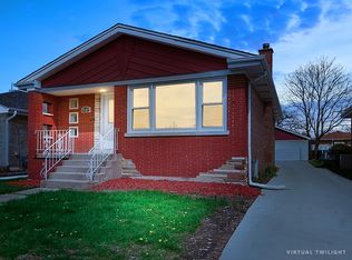 9109 S Central Park Ave, Evergreen Park, IL 60805