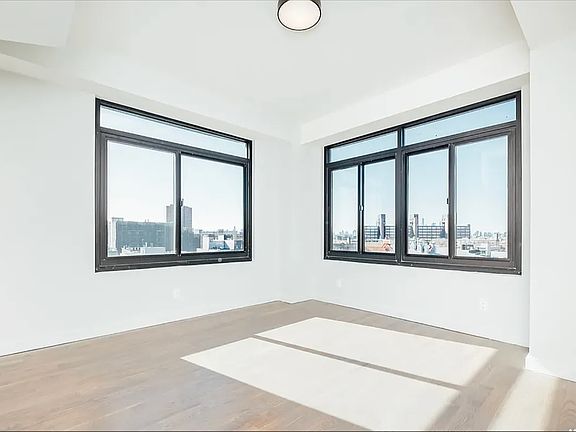 4th image of 38 Melrose St #302