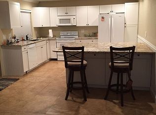 612 NE 17th Pl, Cape Coral, FL 33909