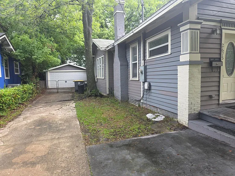 2675 Ernest St — Photo 2