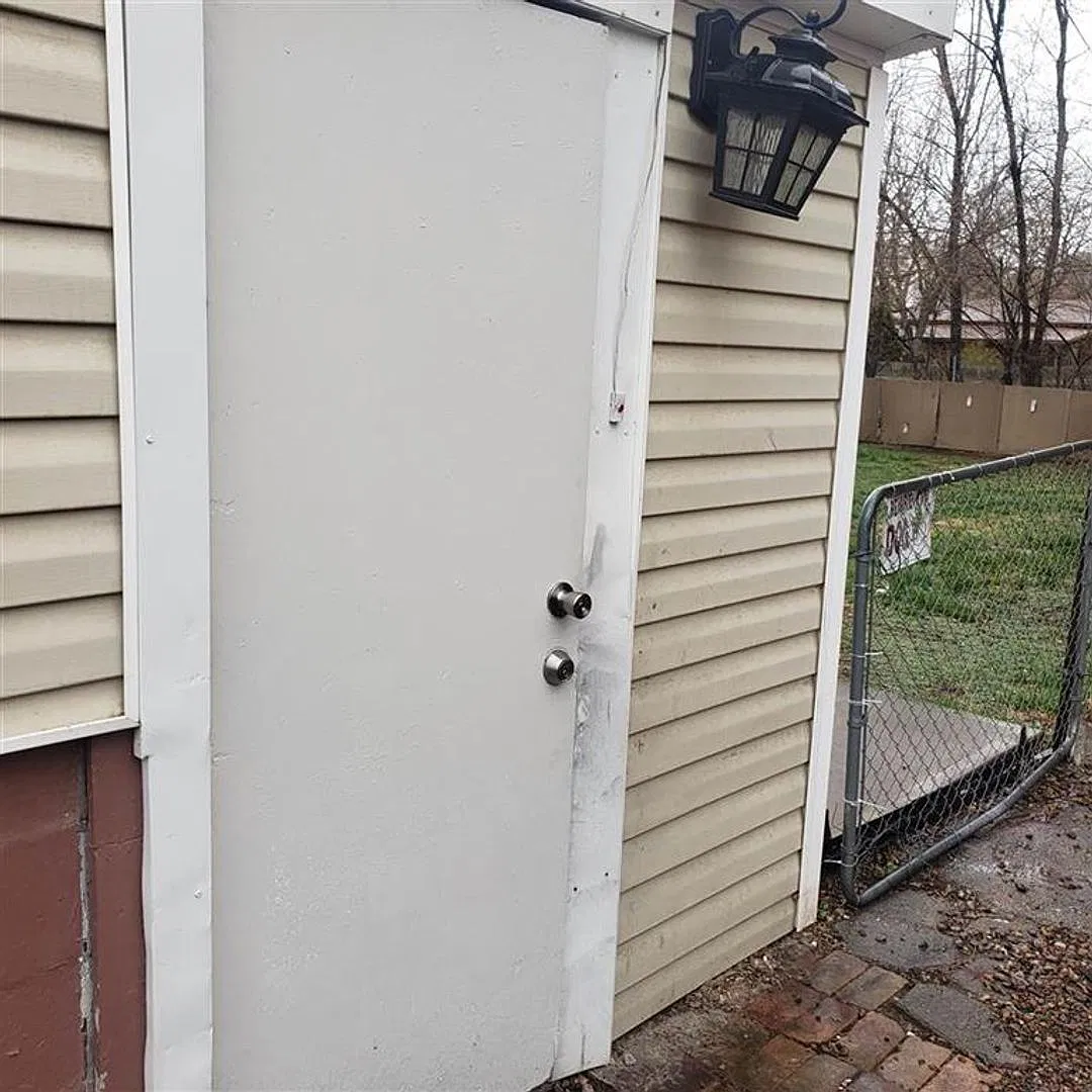 685 Randolph Avenue — Photo 4