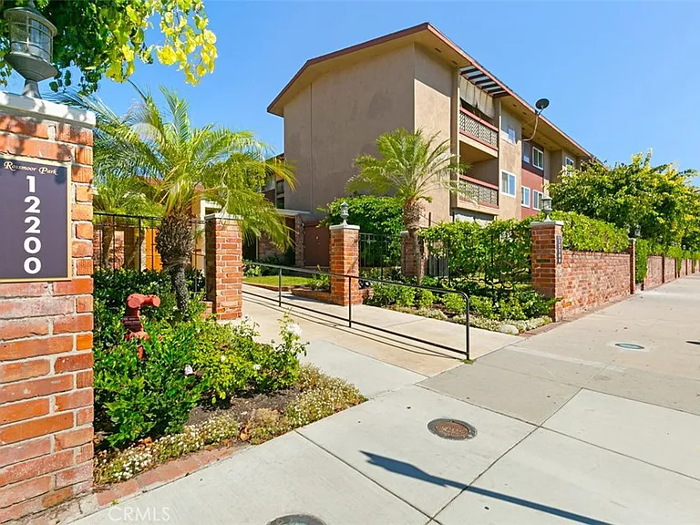 12200 Montecito Rd #F105 — Photo 28