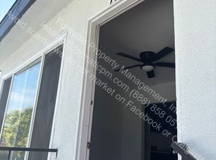 118 1/2 E Century Blvd, Los Angeles, CA 90003