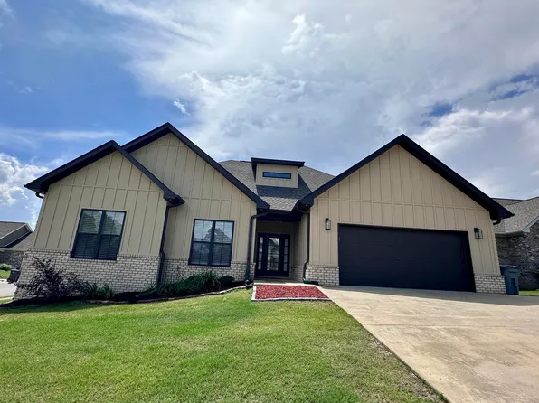 746 Karah Avery Ave, Rogersville, AL 35652