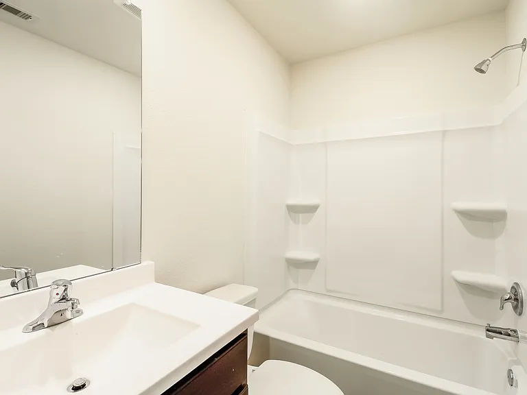 26848 Steinbeck Dr — Photo 13