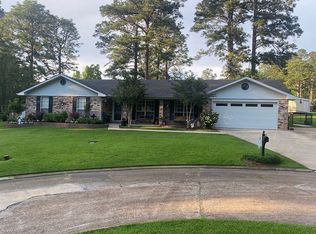 106 Rock Point Cir W, Pineville, LA 71360