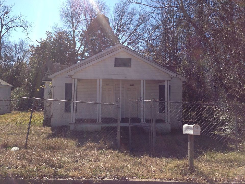 2nd image of 2121-23 Capitol Ct