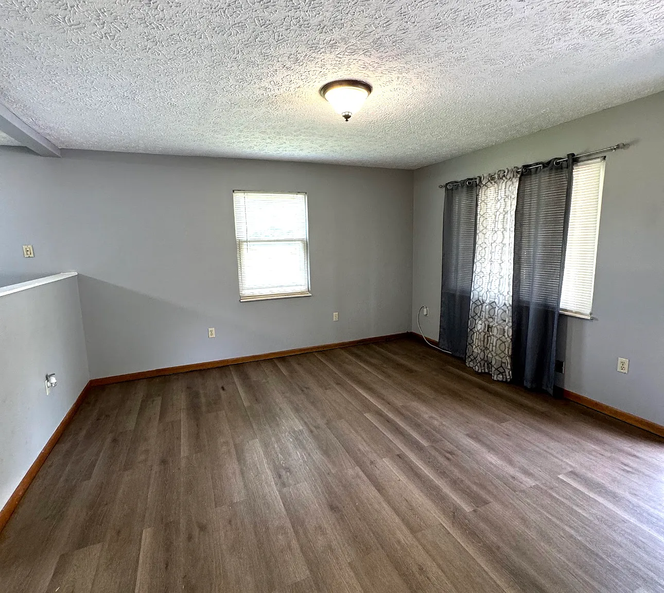 2 bed, 950 sqft, $1,317 — Photo 3