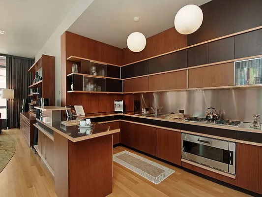 Sold by Sotheby's International Realty | media 11