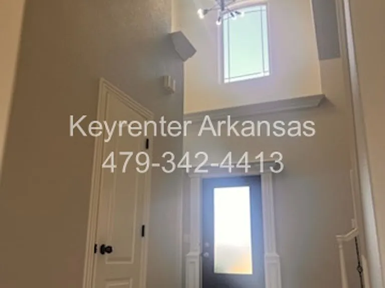 711 Saddlehorn Dr — Photo 10