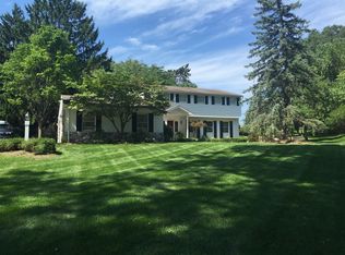 786 Birch Tree Ln, Rochester Hills, MI 48306