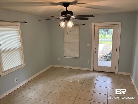 3rd image of 609 E Orange Ave