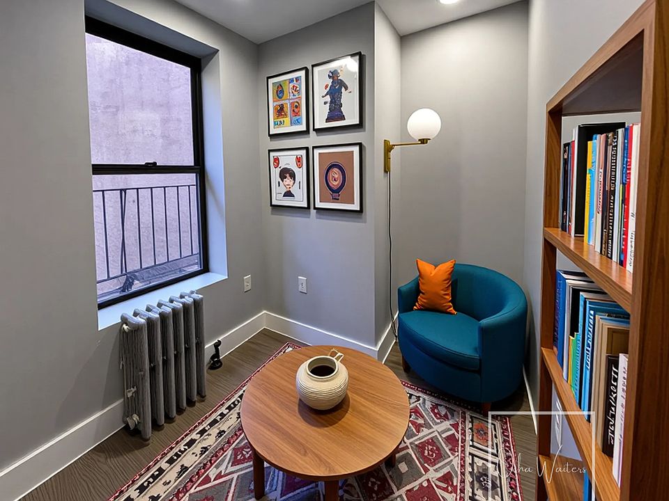 1st image of 411 E 118th St APT 15