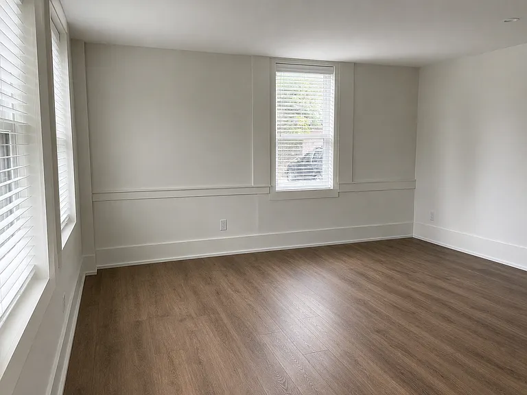 5 Shaker Rd #2 — Photo 4