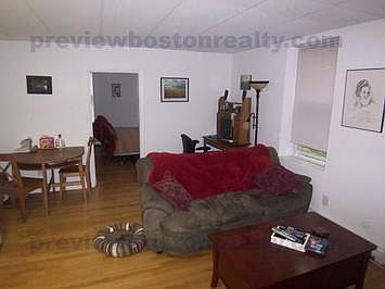 2nd image of 199 Strathmore Rd #B11