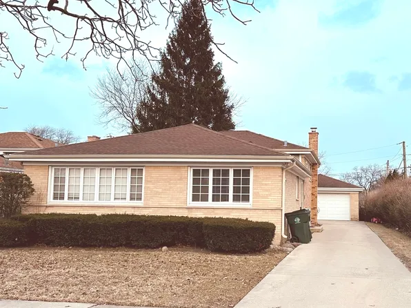 8415 N Ottawa Ave, Niles, IL 60714