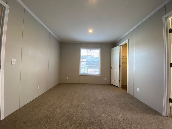 5th image of 117 S Lafayette Blvd #117