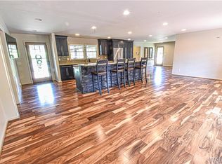1641 Woodridge Rd, Tuscaloosa, AL 35406