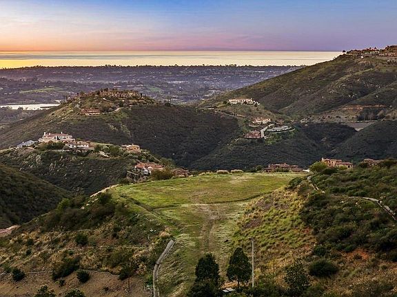 3rd image of 18180 Cerro Del Sol