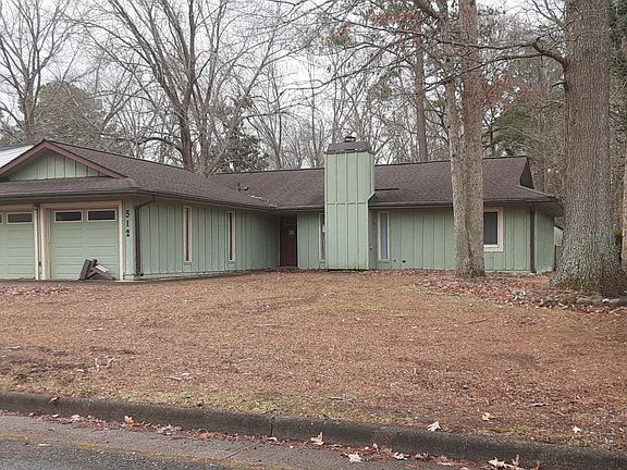 2nd image of 512 Great Park Dr