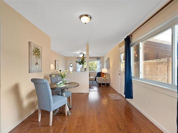 5th image of 2660 Suffolk Pl