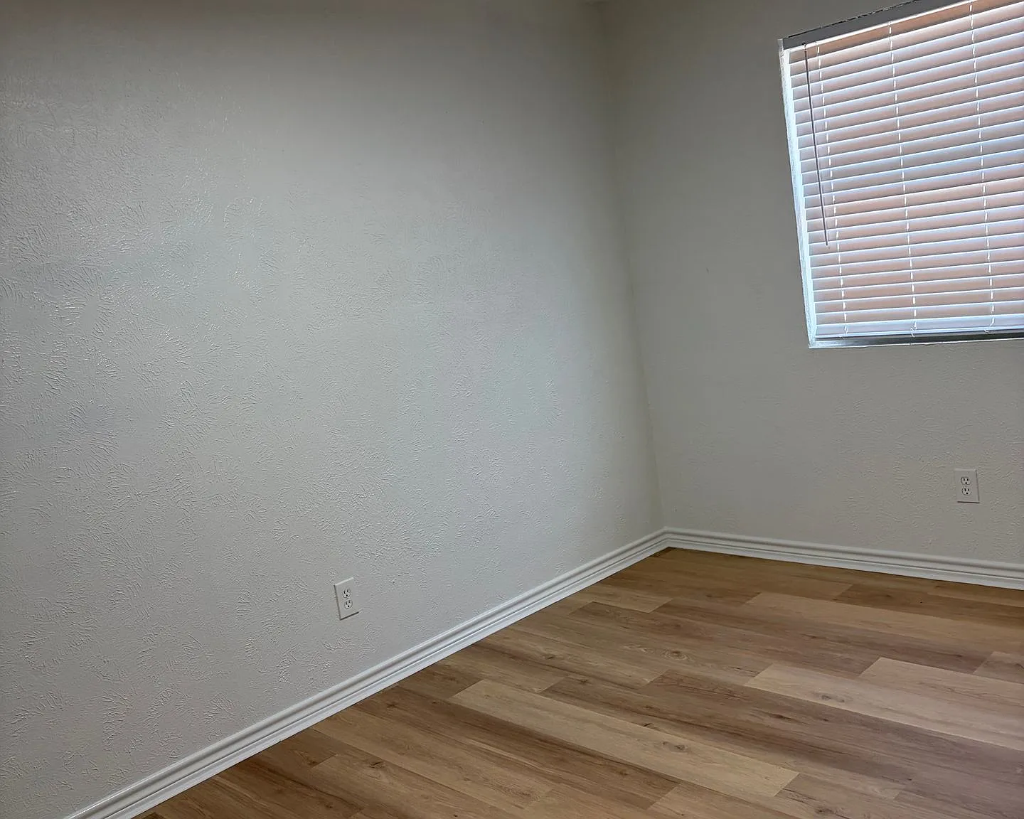 4910 East Side Investments LLC — Photo 4