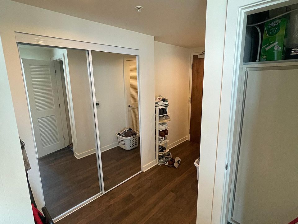 1st image of 1823 Jason St